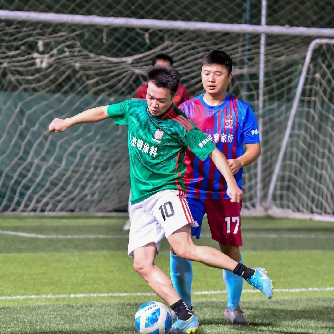 关于新加坡篮球联赛精英云集，球队实力对比激烈的信息