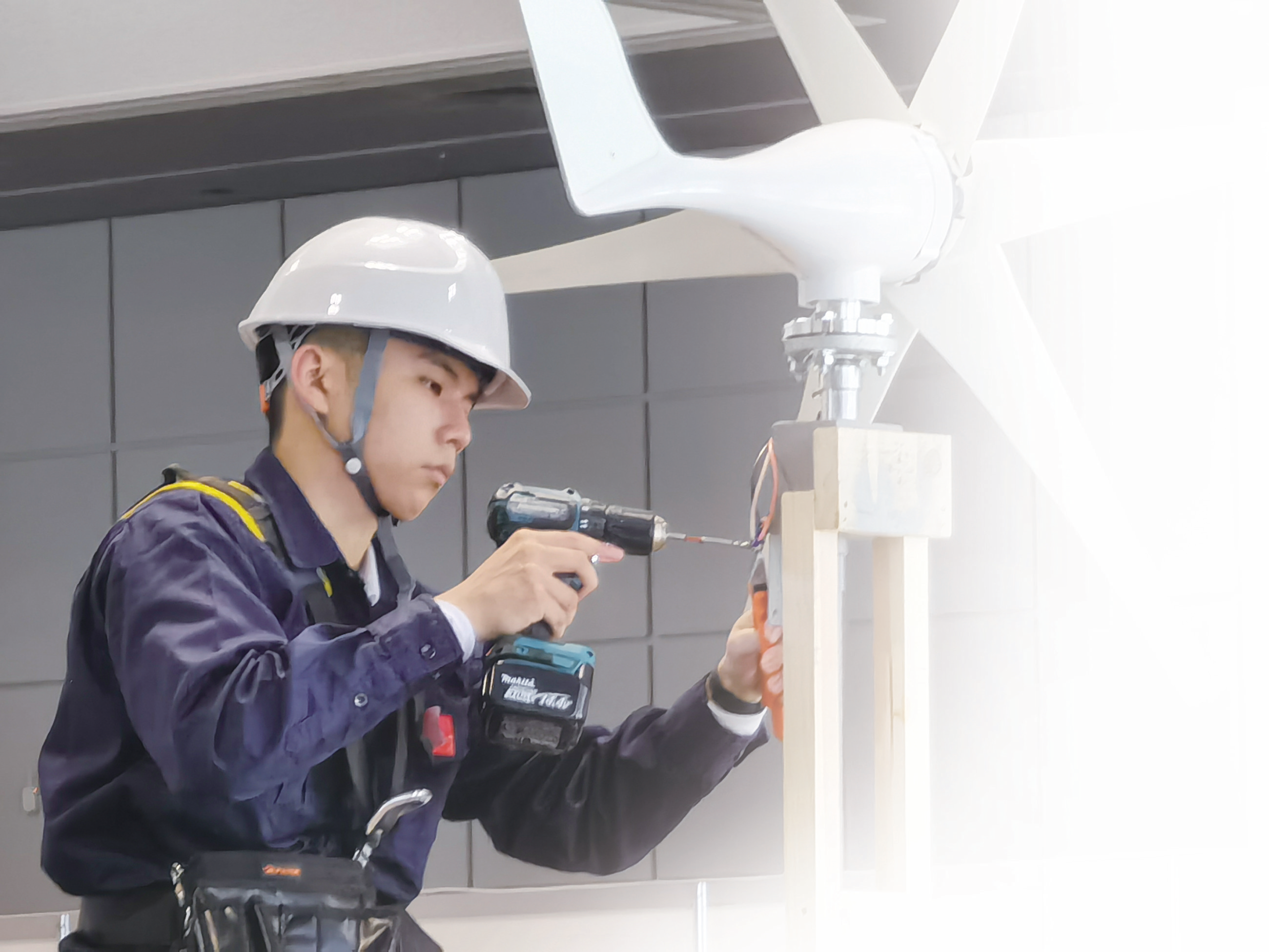 队员在比赛中展现出非凡的技术水平 队员在比赛中展现出非凡的技术水平