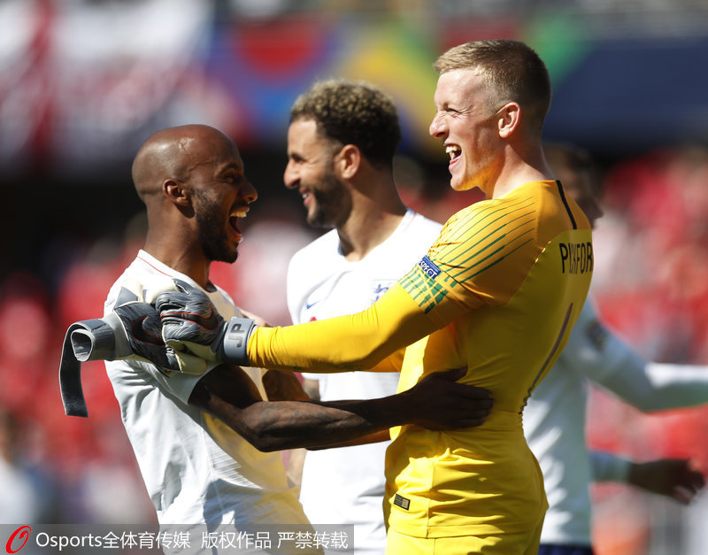 瑞士国家队在客场比赛中获得胜利良机的简单介绍