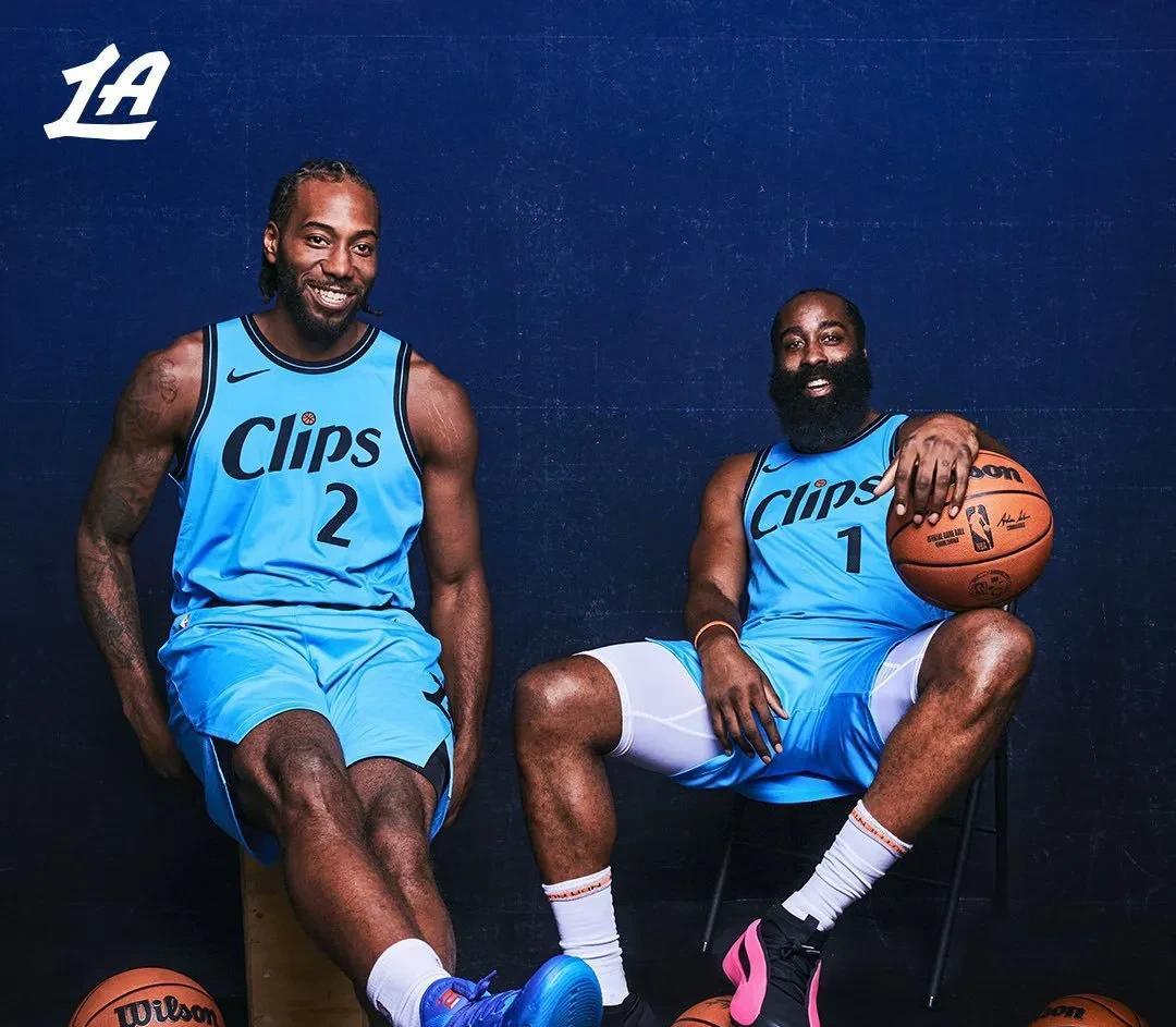 快船后防稳固，轻取对手胜利的简单介绍