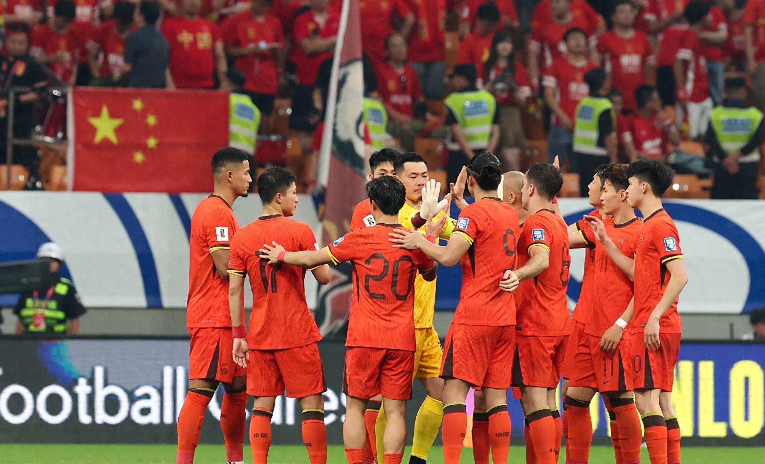 包含NBA｜国足不敌，引发热议的词条