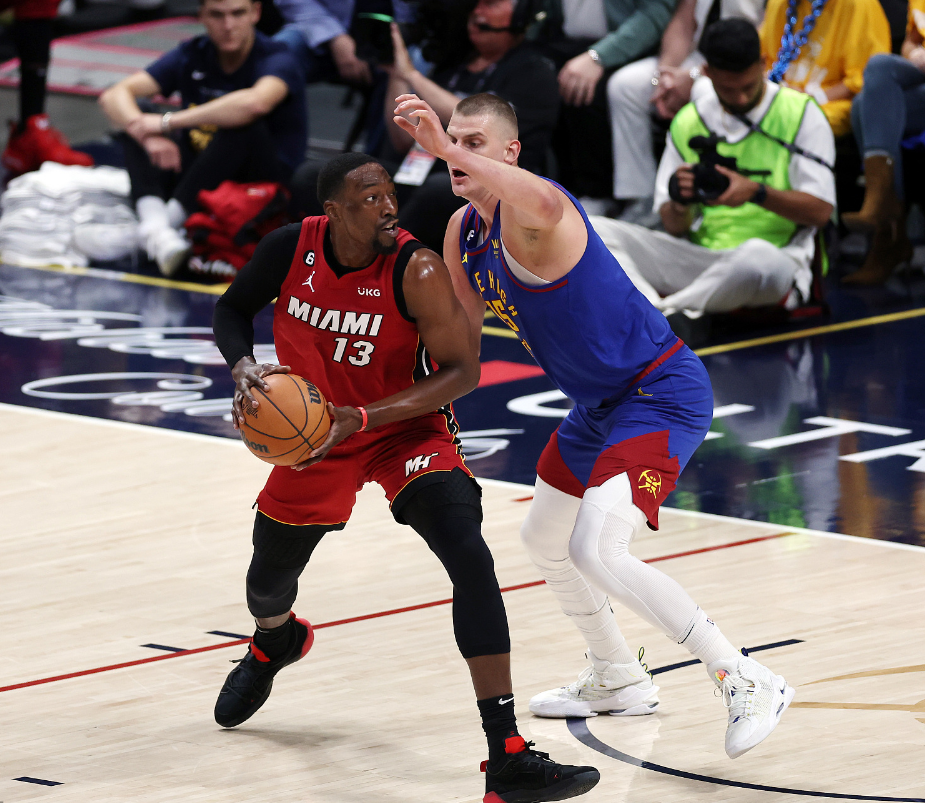 包含掘金碾压步行者,费沃斯制霸全场的词条 包含掘金碾压步行者,费沃斯制霸全场的词条