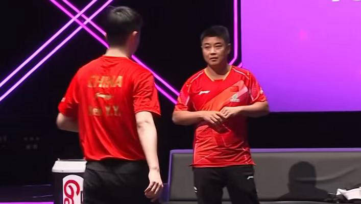 包含中国乒乓球队险胜法国乒乓球队，王皓打破历史纪录的词条