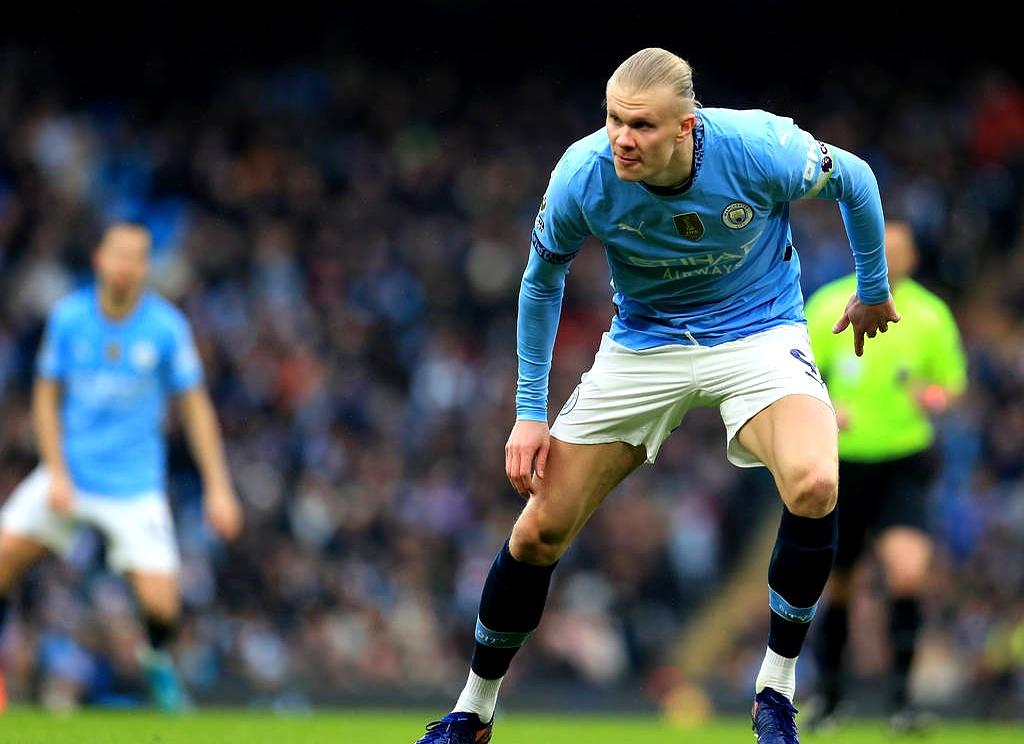 马赛血洗加拿大，哈兰德完成帽子戏法