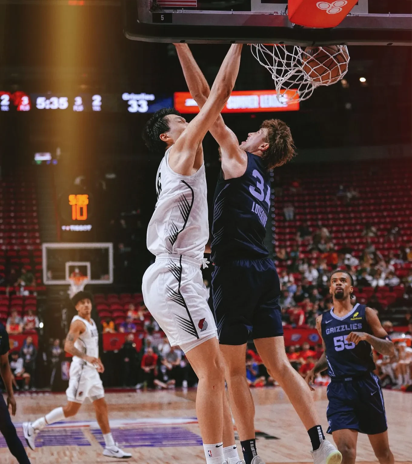 NBA2K选手爆冷获胜,专家预测失准 NBA2K选手爆冷获胜,专家预测失准