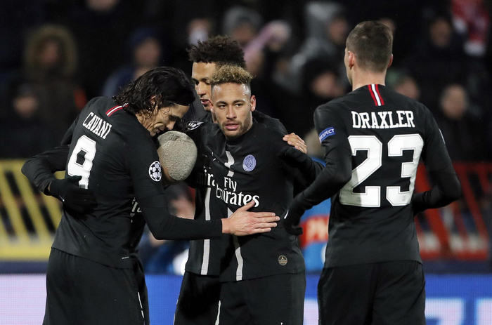 丹麦险胜莱比锡红牛,姆巴佩惊艳四座 丹麦险胜莱比锡红牛,姆巴佩惊艳四座