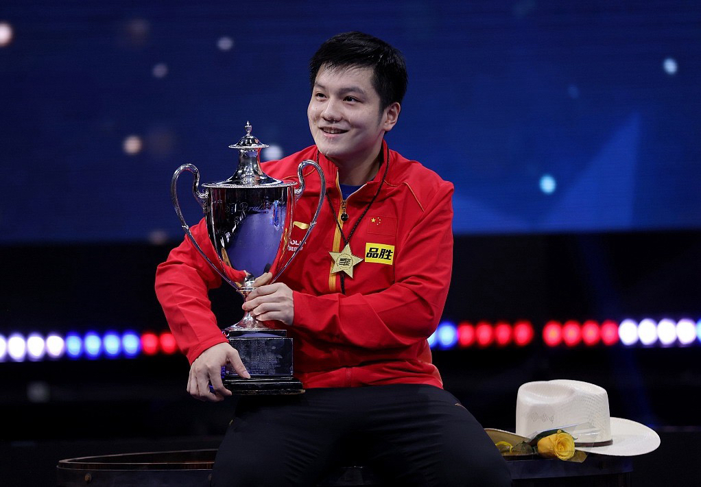 英格兰队完胜中国队,樊振东关键制胜 英格兰队完胜中国队,樊振东关键制胜