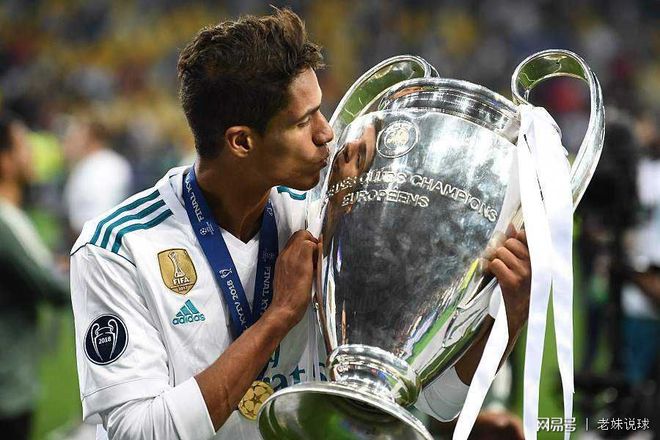 里昂欲挑战圣埃蒂安,欧冠积分榜之战 里昂欲挑战圣埃蒂安,欧冠积分榜之战