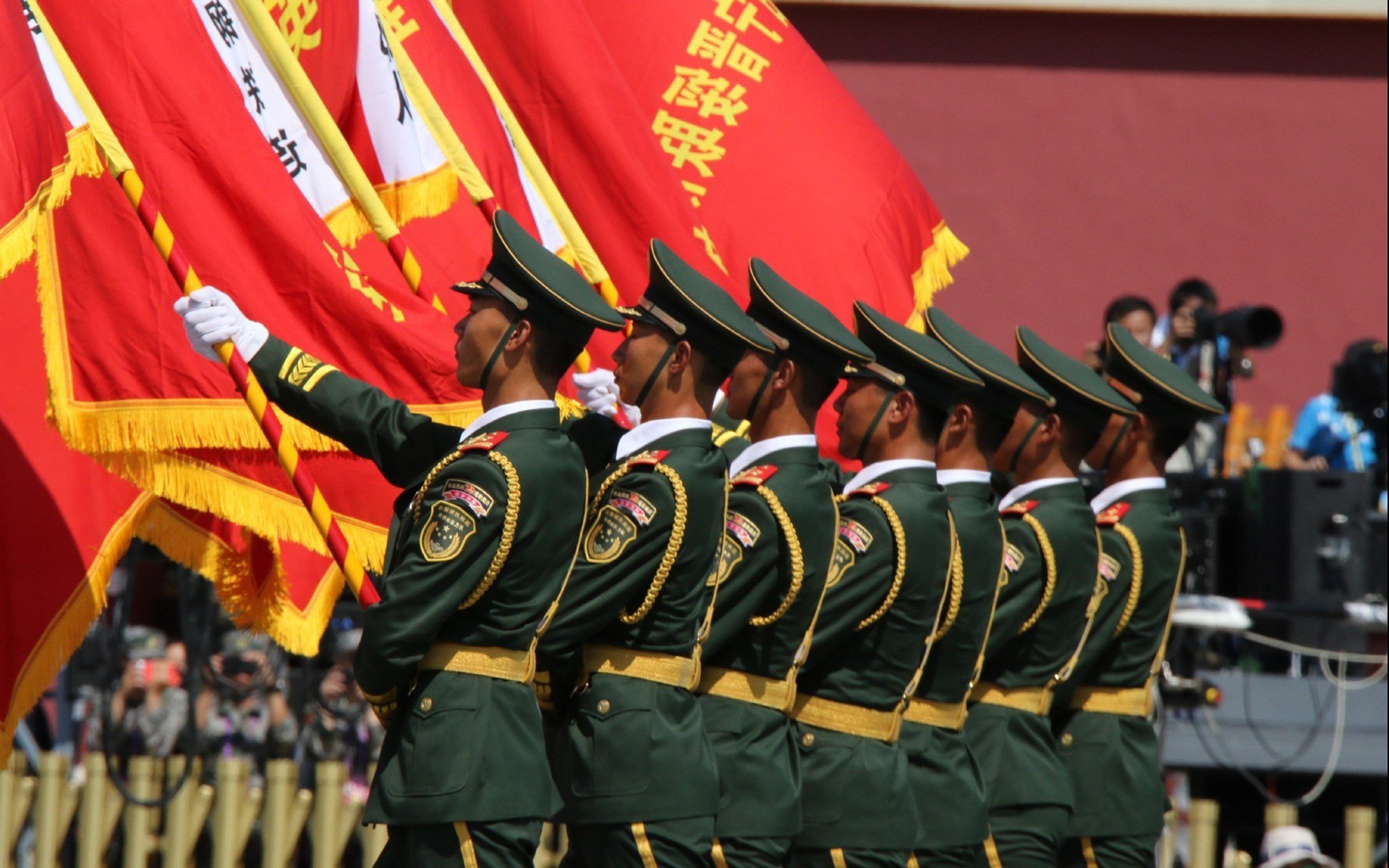 突尼斯智利之战，C罗不只是那个C罗