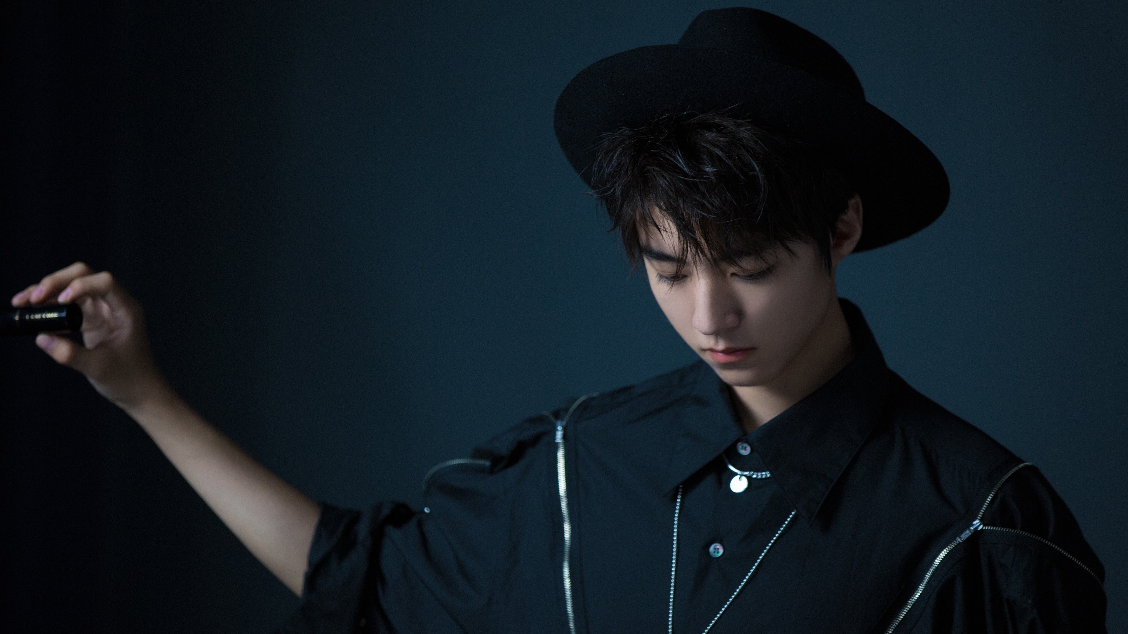 弑神者，克瓦拉茨赫利亚一箭穿心，拜仁决胜局惊险带走土耳其